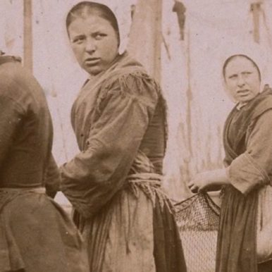 Dockside women 19th century