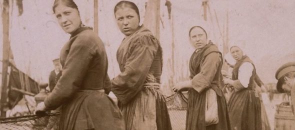 Dockside women 19th century